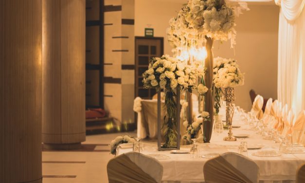 Sala bankietowa w Hotelu Boss: elegancja i komfort dla wyjątkowych wydarzeń w Warszawie